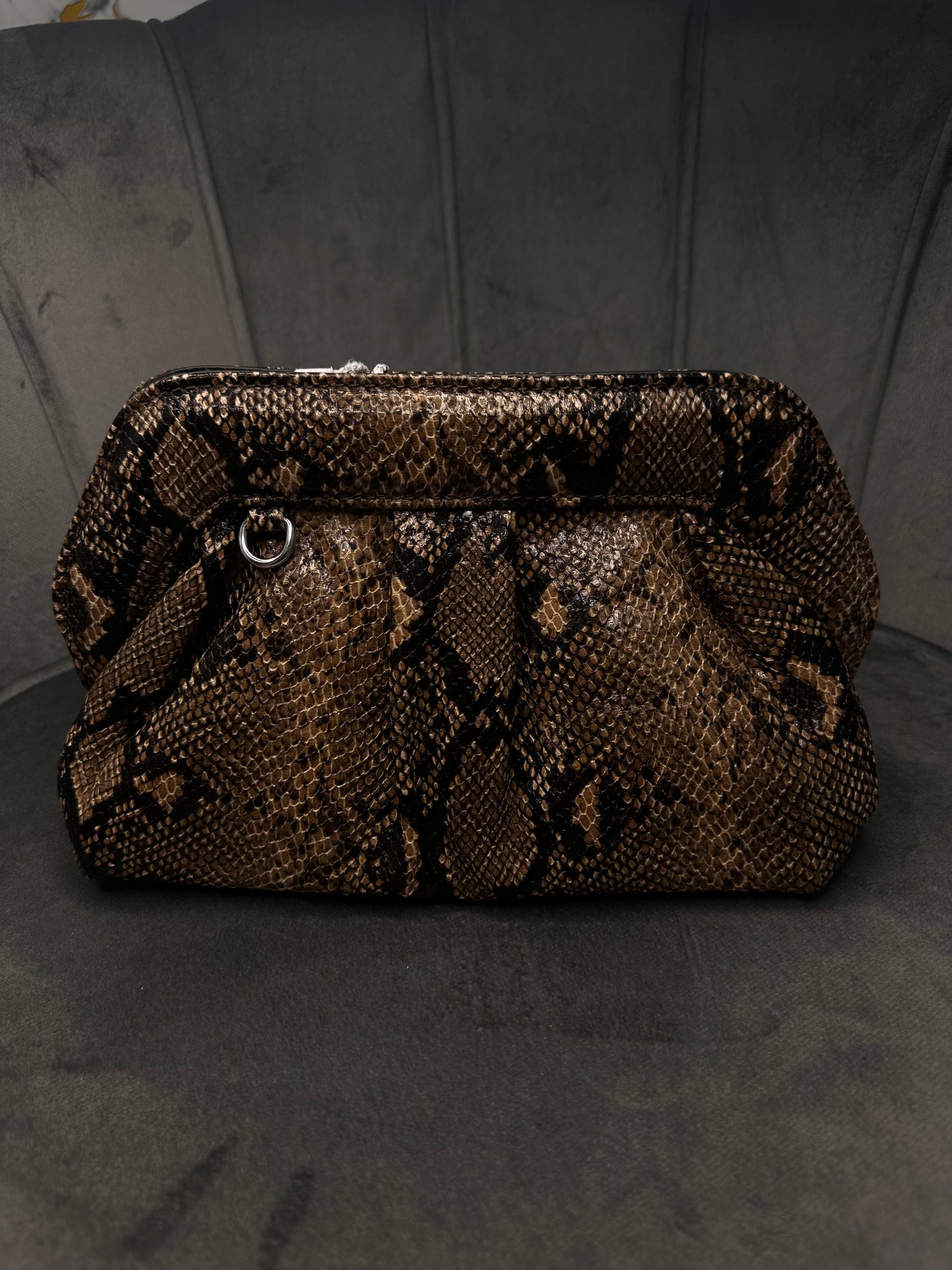 Borsa pitonata
