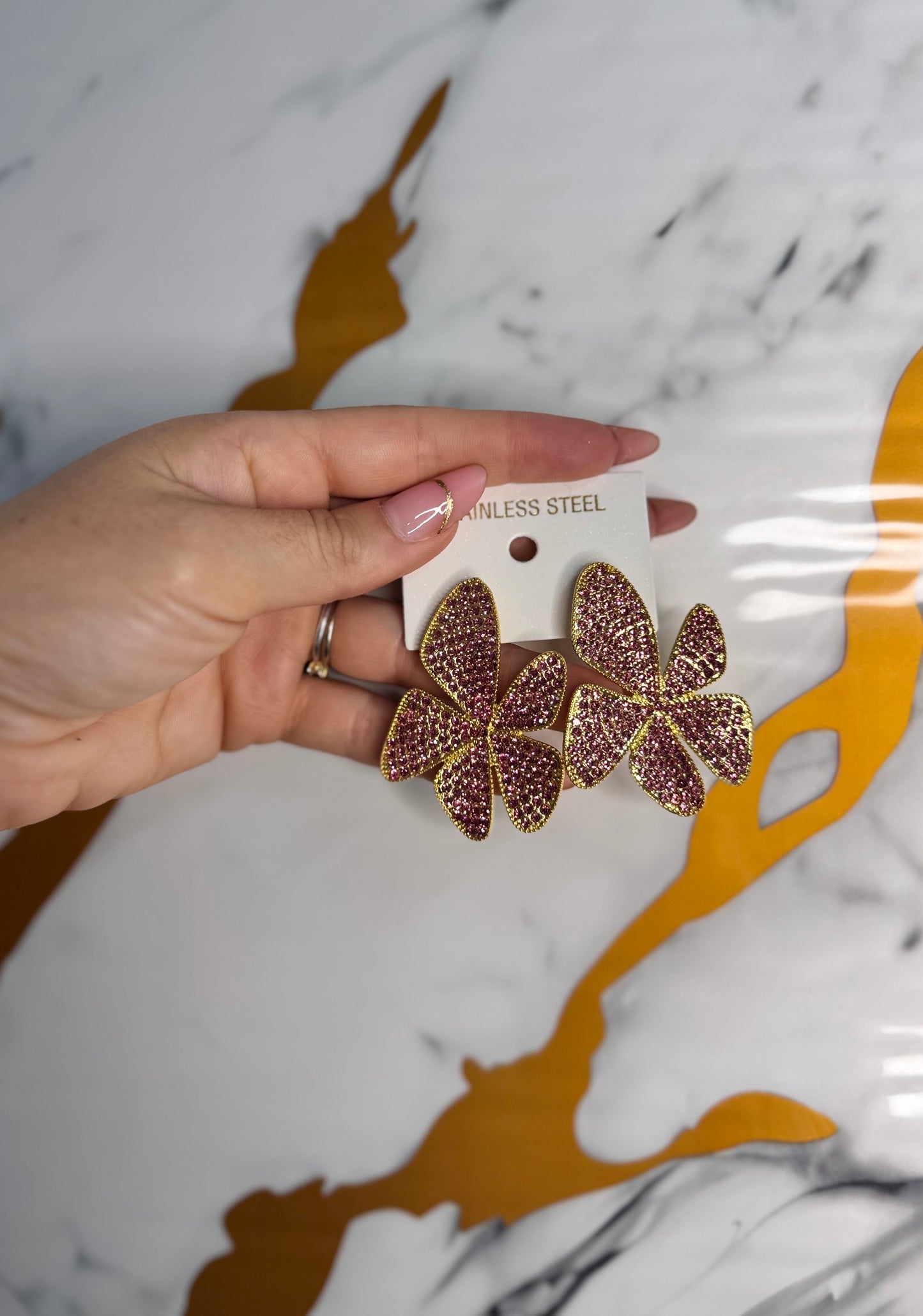 Accessori: orecchini fiore diamond vari colori