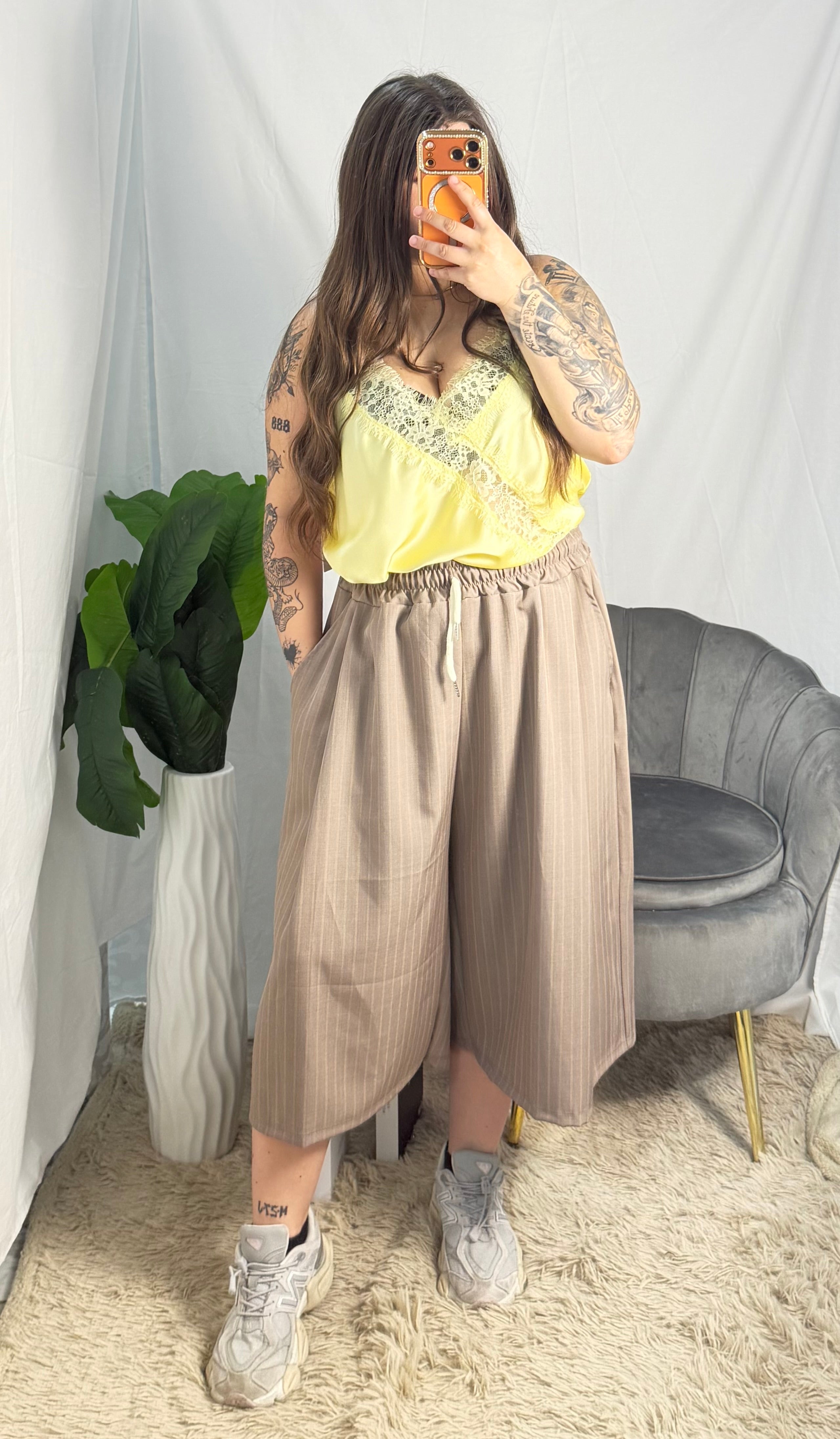 Curvy bermuda gessato tortora