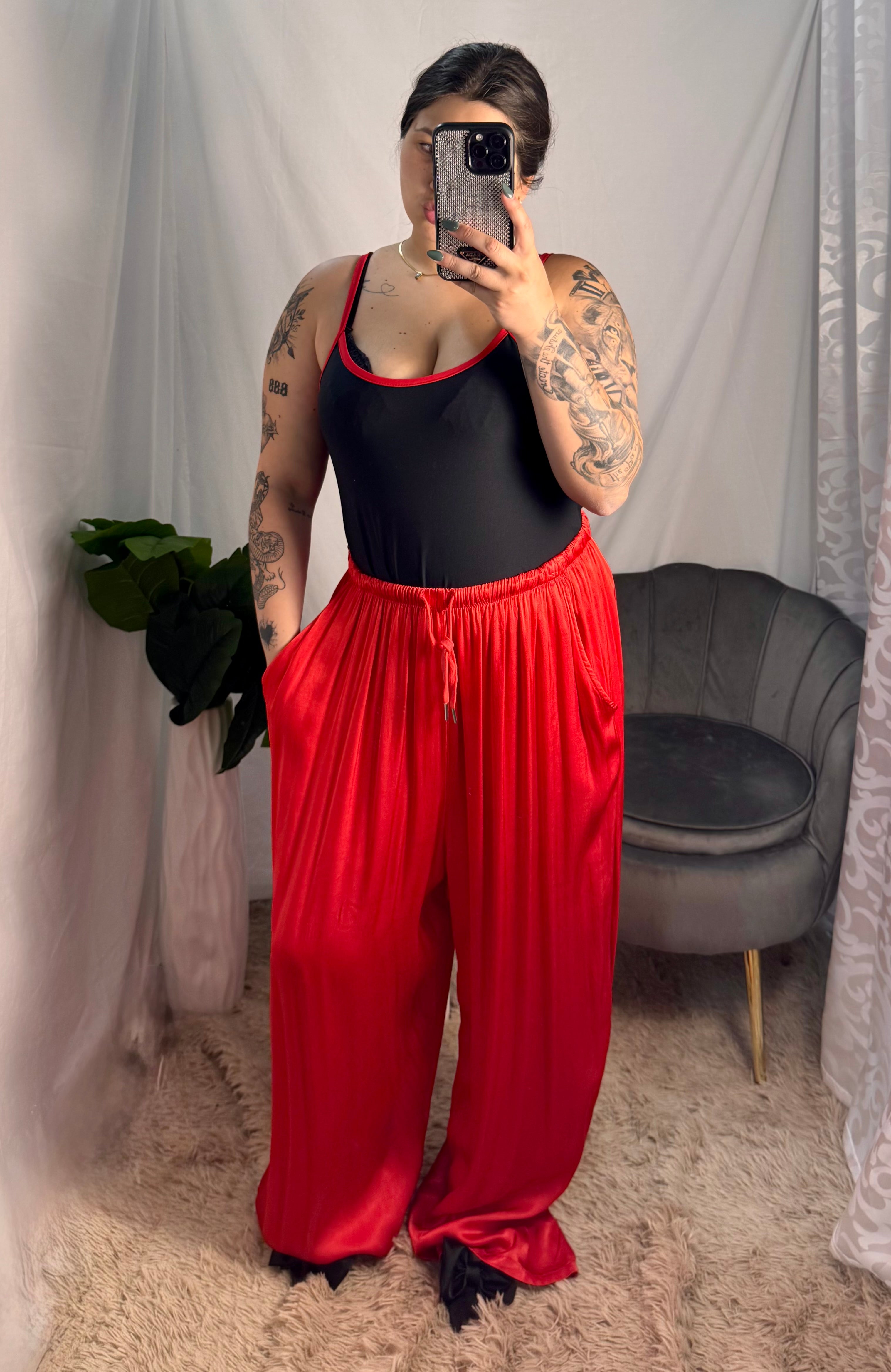 Pantalone satin rosso
