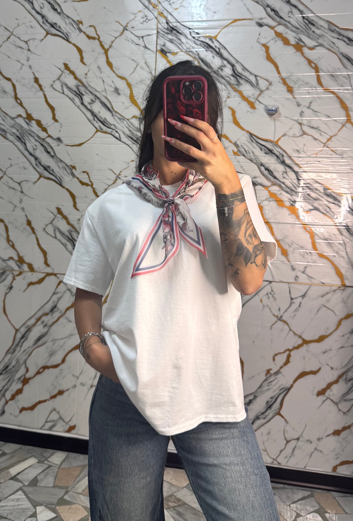 T-shirt foulard