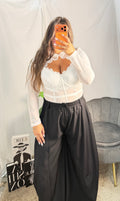 Curvy body lace