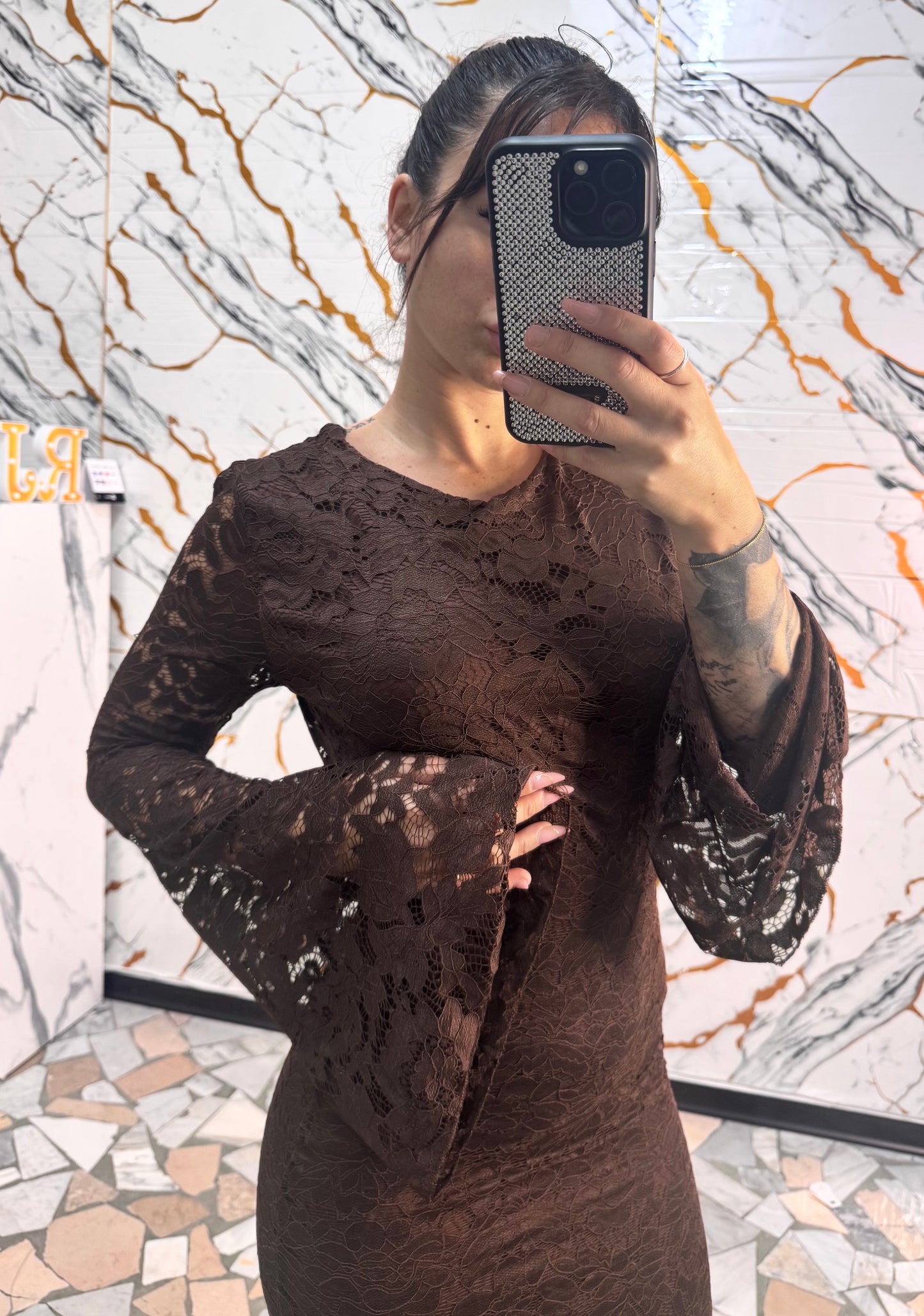 Abito Megan